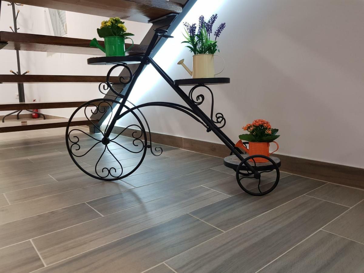 Appartement Perla Castellana à Kaštela Extérieur photo
