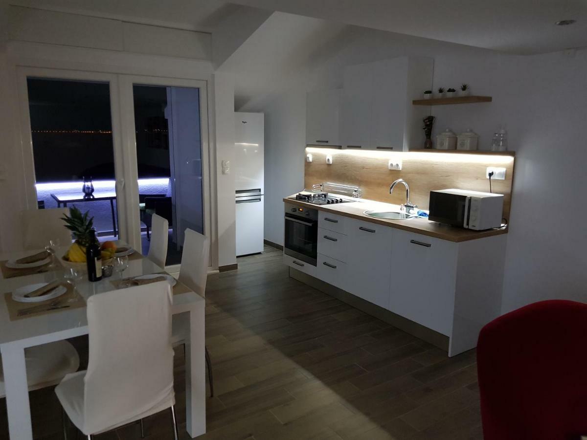 Appartement Perla Castellana à Kaštela Extérieur photo